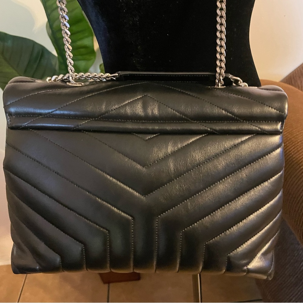 YSL Medium Loulou Matelassé Leather Shoulder Bag - Picture 8 of 8